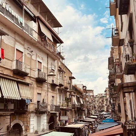 La Finestra Sul Borgo Hotel Nápoly Kültér fotó