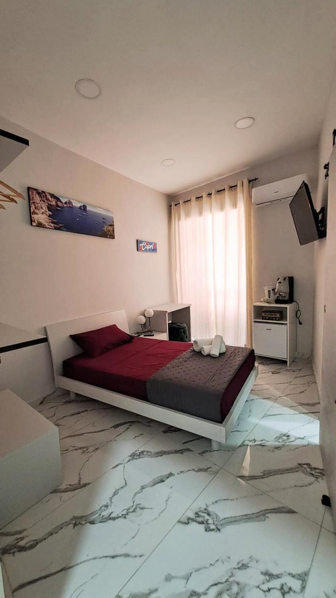 La Finestra Sul Borgo Hotel Nápoly Kültér fotó